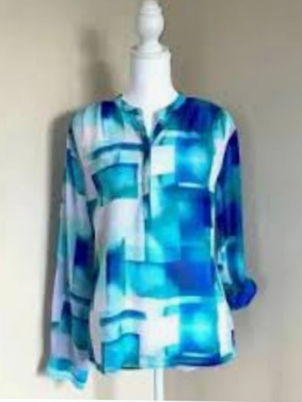 a.n.a Blue Aqua Abstract Print Blouse Size XL longsleeve Semi Sheer Lightweight